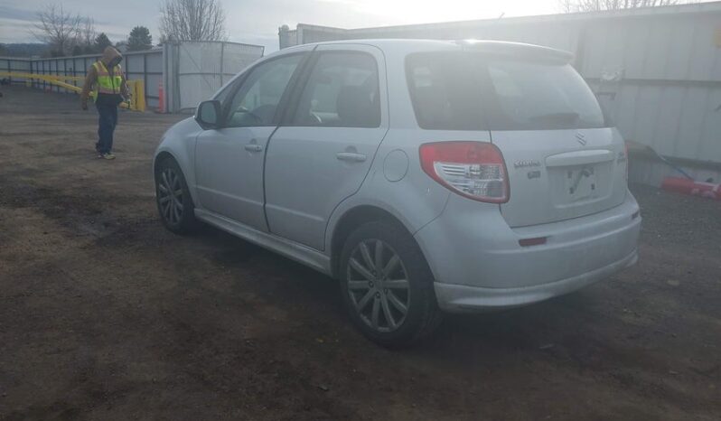 
								2012 Suzuki Sx4 full									