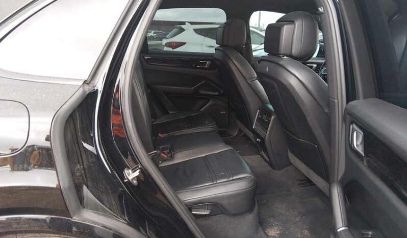 
								2019 Porsche Cayenne full									