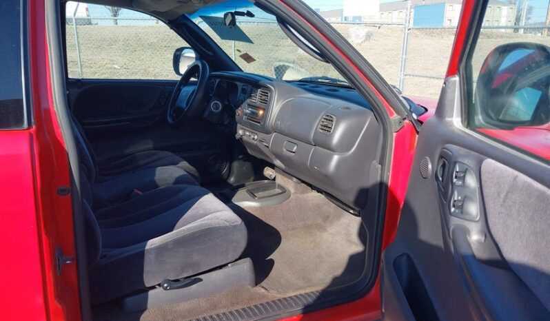 
								2000 Dodge Dakota full									