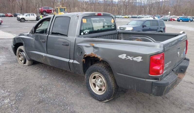 
								2006 Dodge Dakota full									