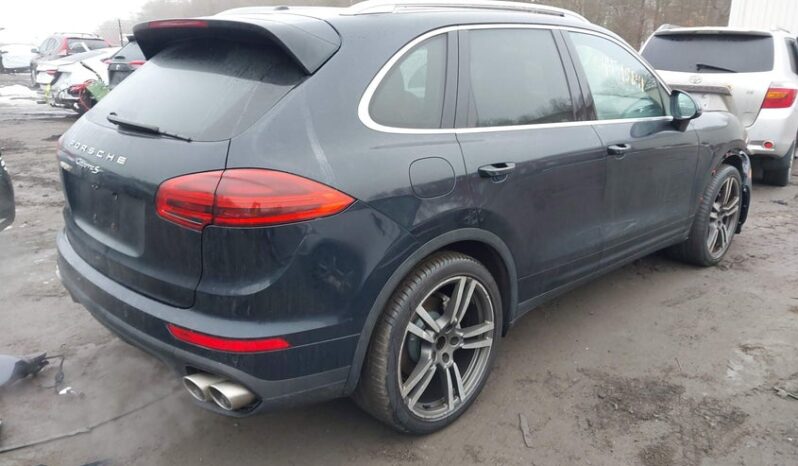 
								2017 Porsche Cayenne full									
