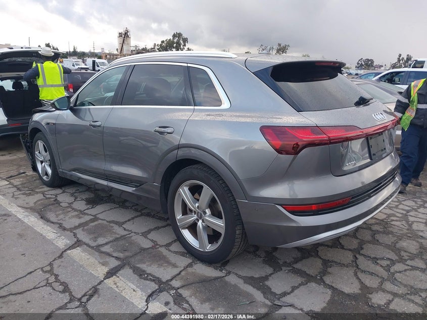2019 Audi E-tron