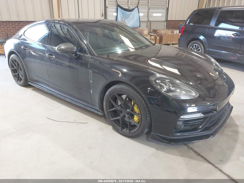 2017 Porsche Panamera