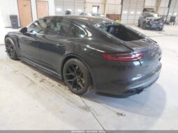 
										2017 Porsche Panamera full									