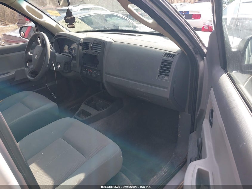 2005 Dodge Dakota