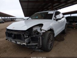 
										2022 Porsche Cayenne full									
