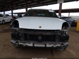 
										2022 Porsche Cayenne full									