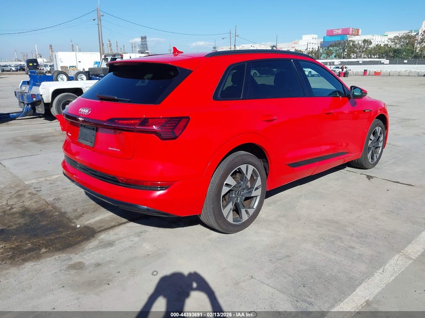 2022 Audi E-tron