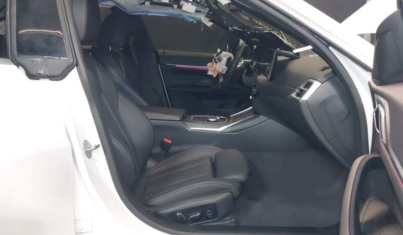 
								2025 BMW I4 full									