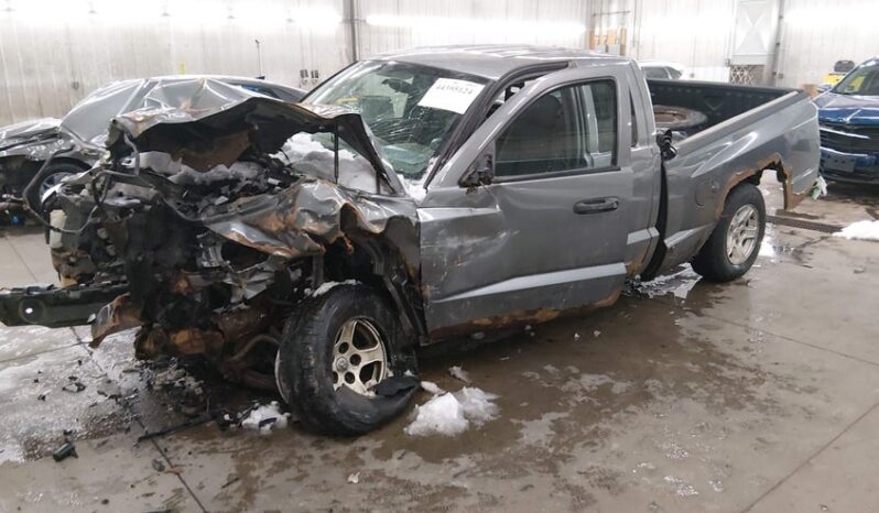 
								2005 Dodge Dakota full									