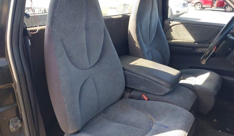 
								1999 Dodge Dakota full									