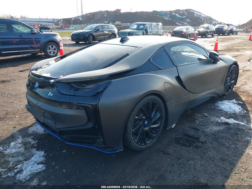 2015 BMW I8
