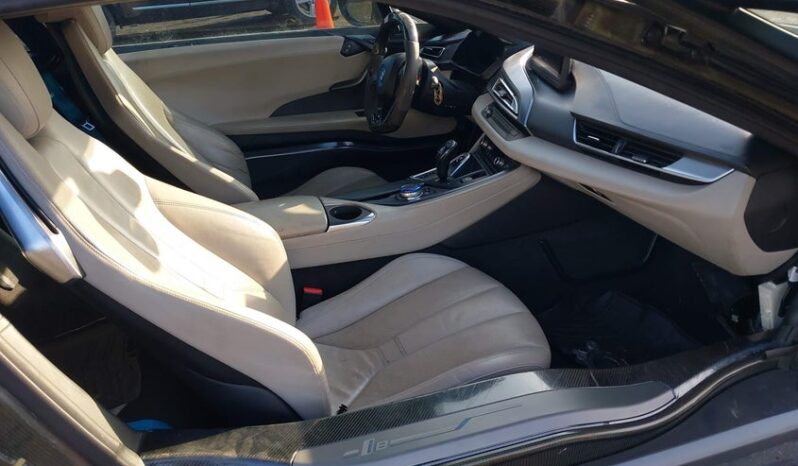 
								2015 BMW I8 full									