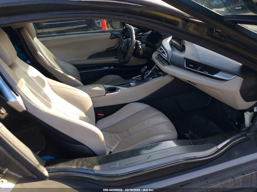 2015 BMW I8