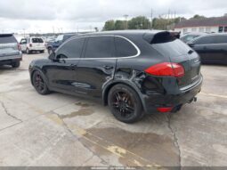
										2013 Porsche Cayenne full									