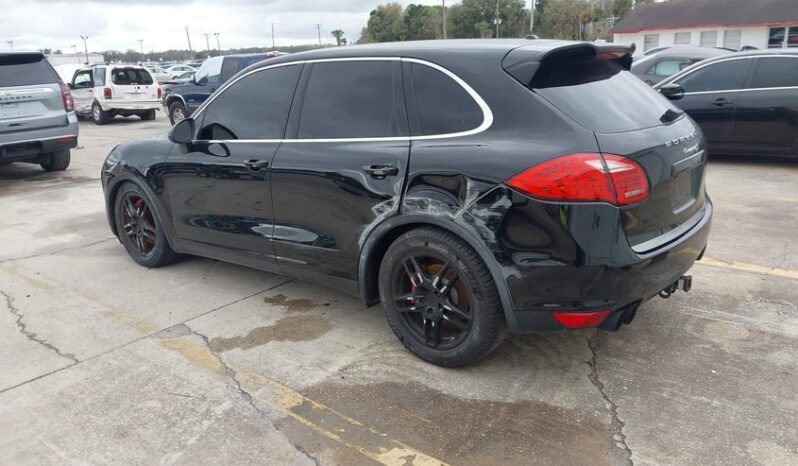 
								2013 Porsche Cayenne full									