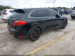 
										2013 Porsche Cayenne full									