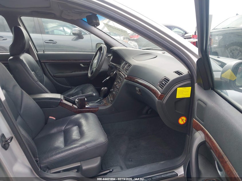 2004 Volvo S80