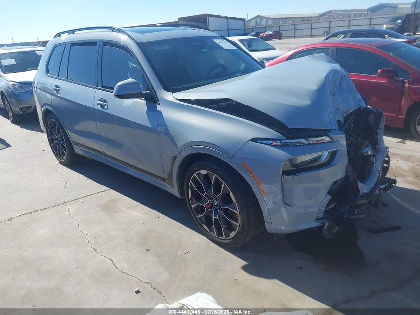 2024 BMW X7