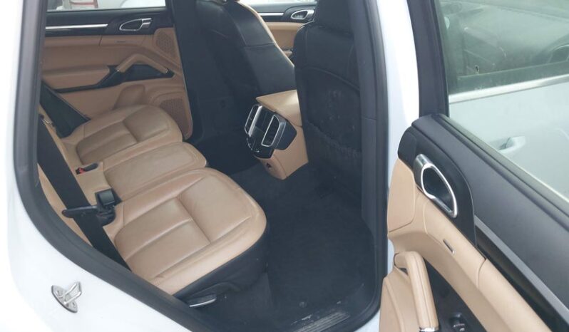 
								2016 Porsche Cayenne full									
