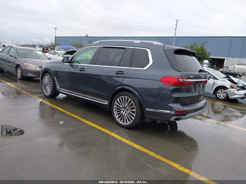 2019 BMW X7