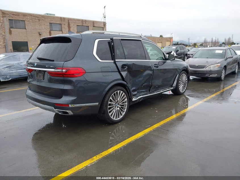 2019 BMW X7
