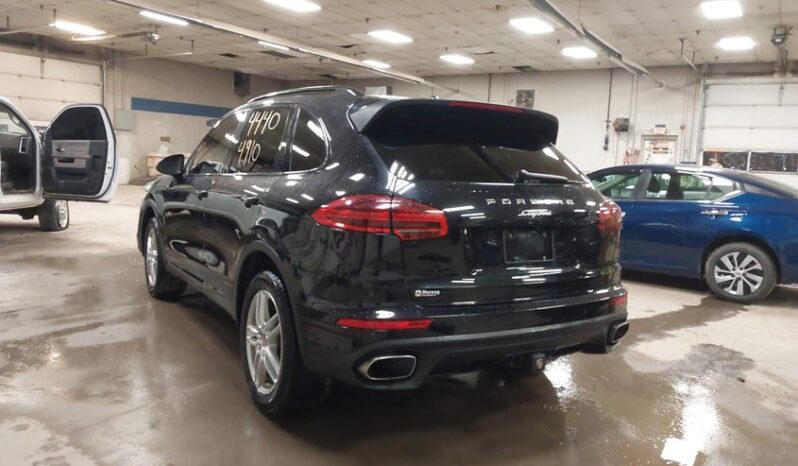 
								2016 Porsche Cayenne full									