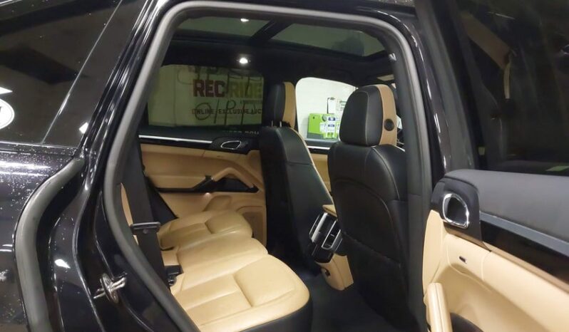 
								2016 Porsche Cayenne full									