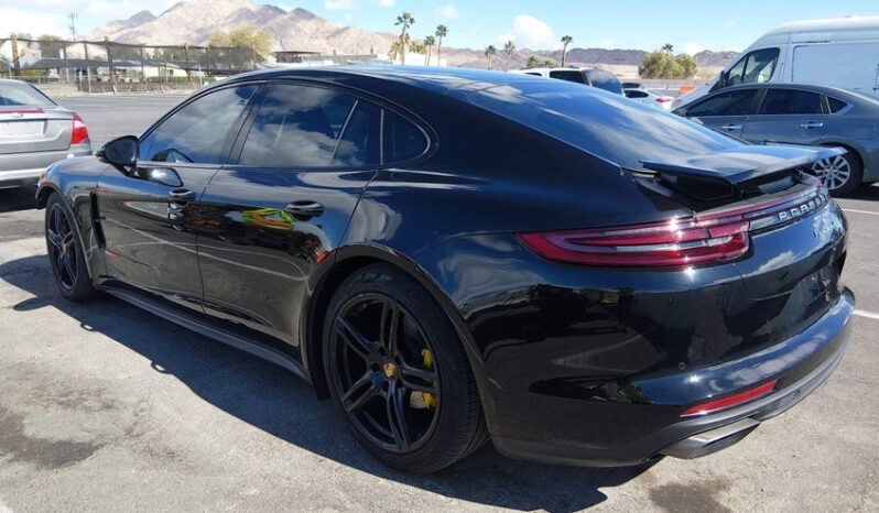 
								2018 Porsche Panamera full									