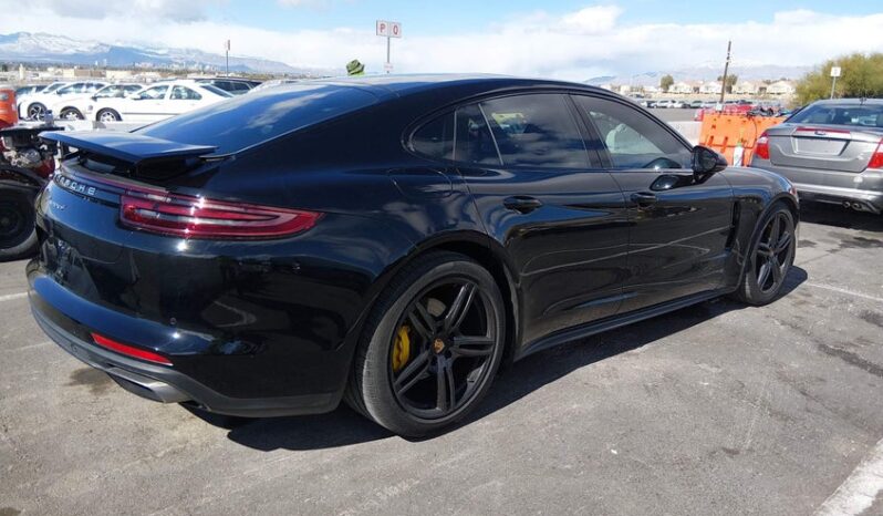 
								2018 Porsche Panamera full									