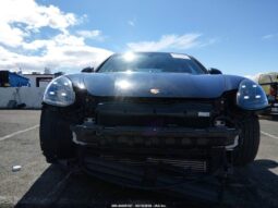 
										2018 Porsche Panamera full									