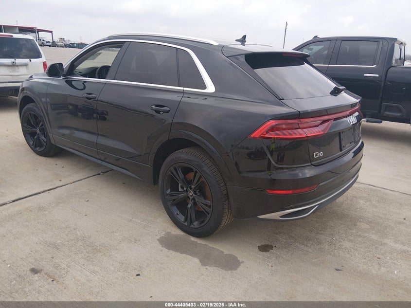 2023 Audi Q8