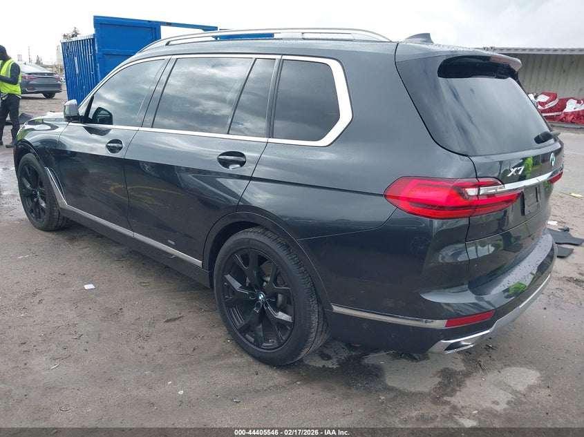 2020 BMW X7