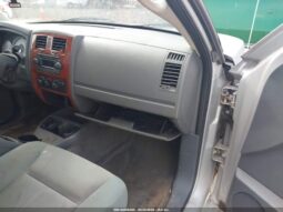 
										2005 Dodge Dakota full									