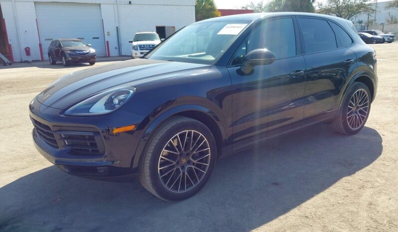 
								2023 Porsche Cayenne full									