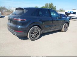 
										2023 Porsche Cayenne full									