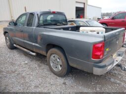 
										2005 Dodge Dakota full									