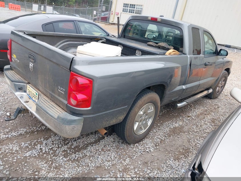 2005 Dodge Dakota