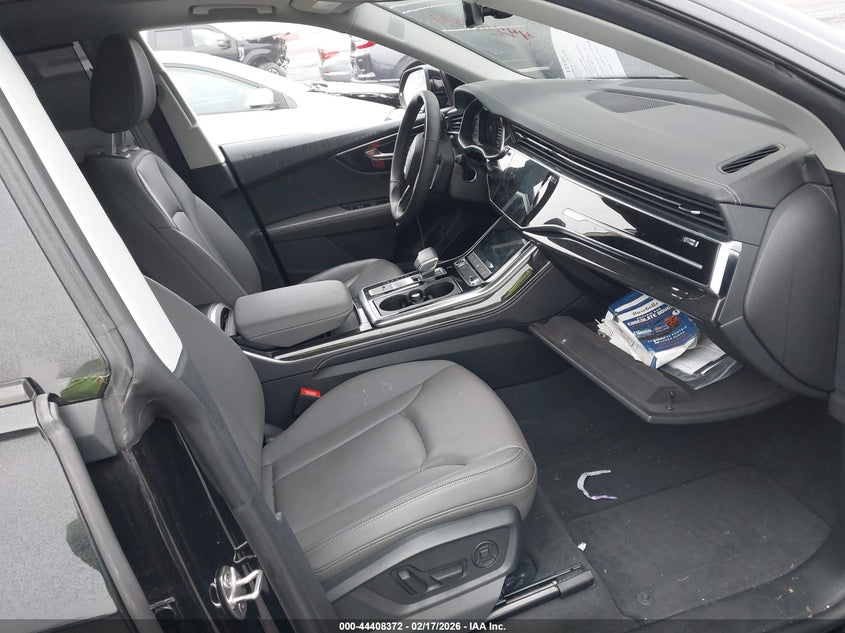 2024 Audi Q8