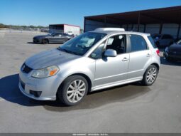 
										2011 Suzuki Sx4 full									