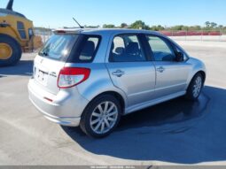 
										2011 Suzuki Sx4 full									