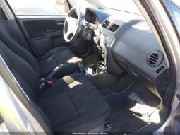 
										2011 Suzuki Sx4 full									