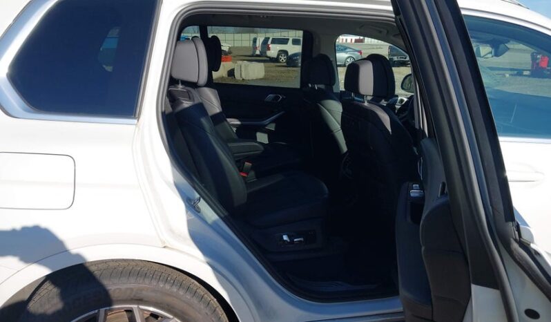 
								2022 BMW X7 full									
