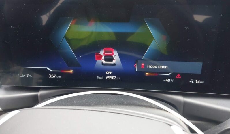 
								2023 BMW I4 full									