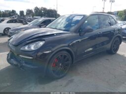 
										2012 Porsche Cayenne full									
