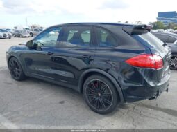 
										2012 Porsche Cayenne full									