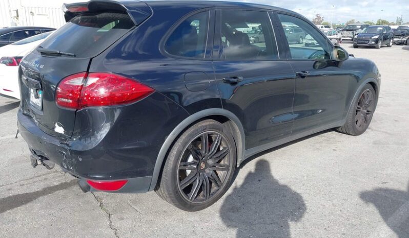 
								2012 Porsche Cayenne full									