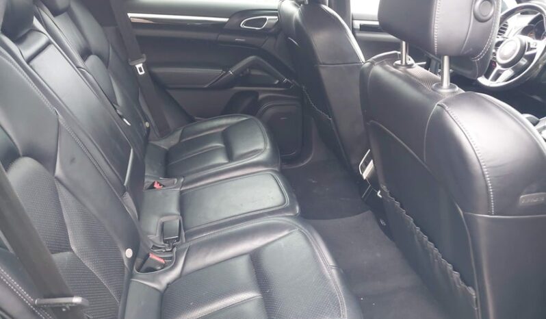 
								2017 Porsche Cayenne full									
