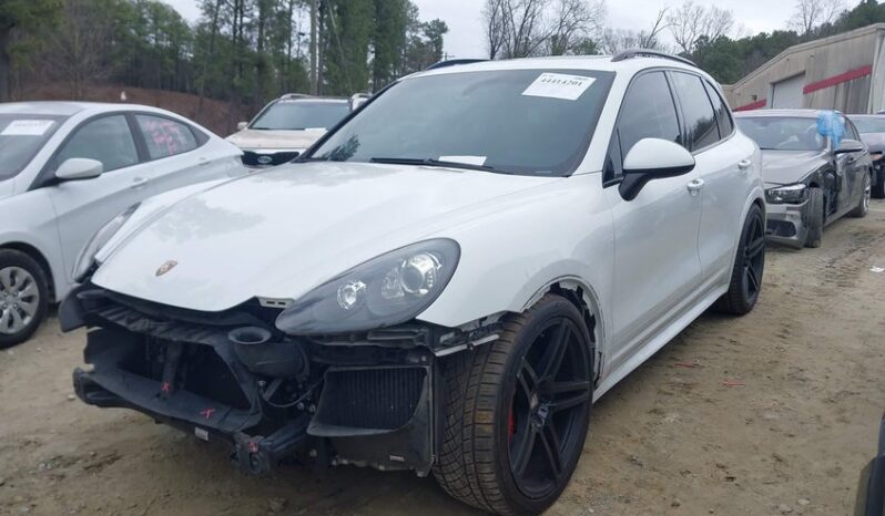 
								2013 Porsche Cayenne full									