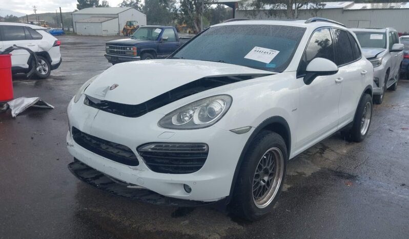 
								2013 Porsche Cayenne full									